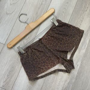 Leopard Print Shorts praying loungewear short womens Brown (small) casual modern